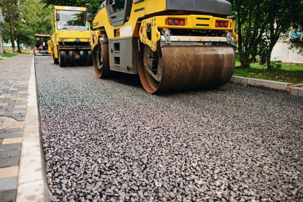 Best Driveway Paving Near Me  in North Mankato, MN
